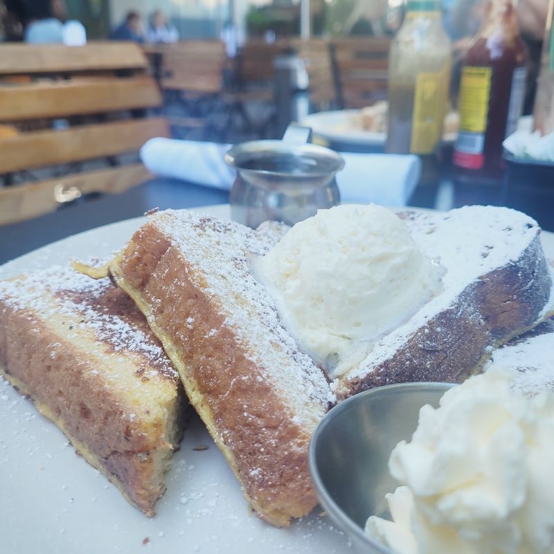 Old-School Desserts Behind the Glass
