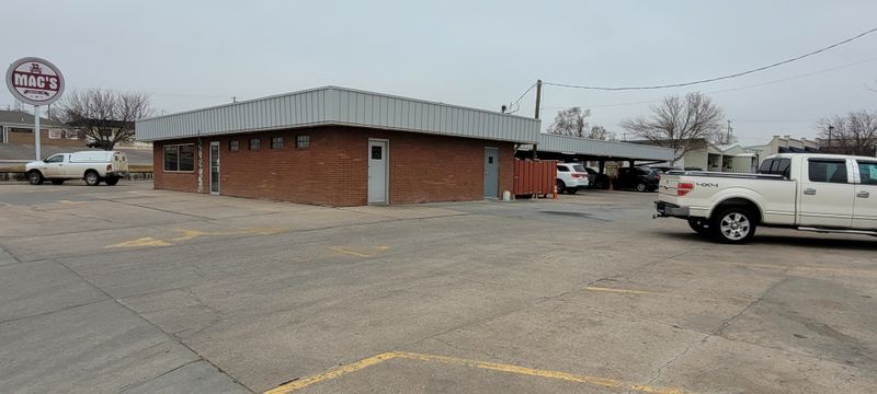 Classic Drive-In Atmosphere That Transports You Back