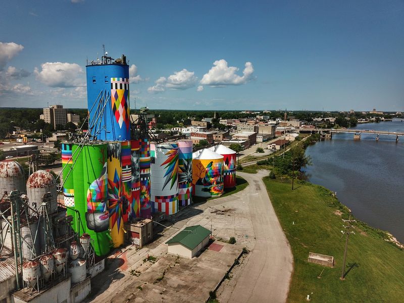 Old Silos Still Tell Their Story