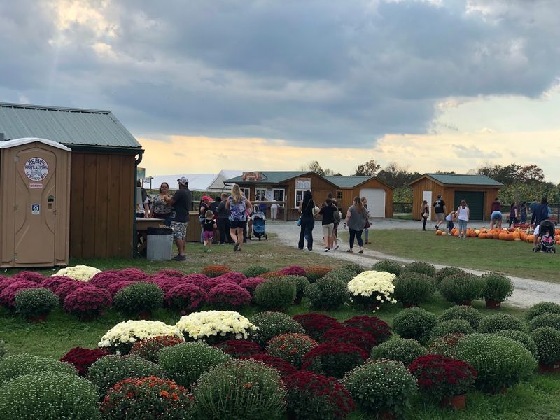 Lakeland Orchard and Cidery, Hawley, Pennsylvania