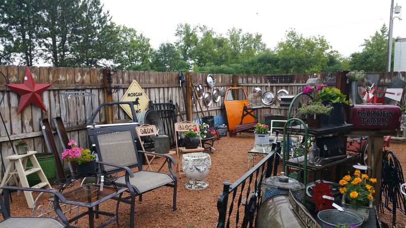 Olde Country Store Antiques