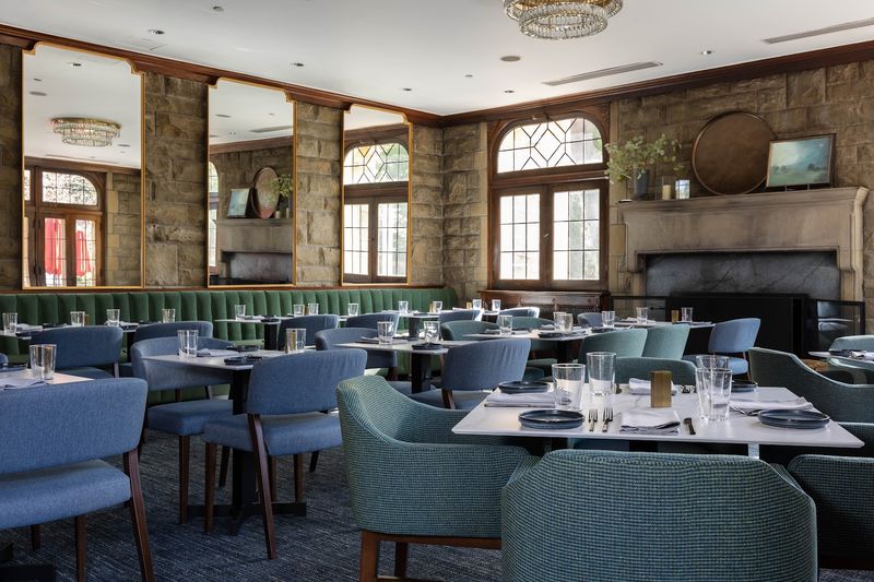 The Oak Room at the Granville Inn, Granville
