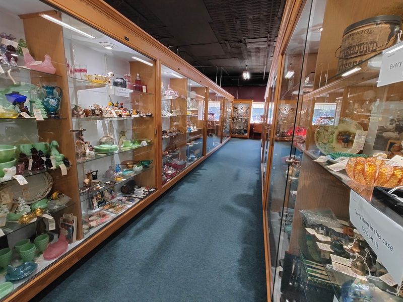 Olde Timers Antique Centre Olde Timers Antique Centre