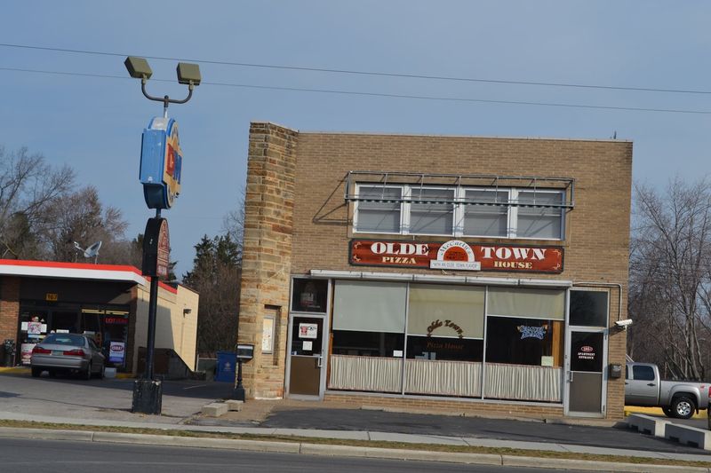 Olde Town Pizza House, Amherst Olde Town Pizza House, Amherst