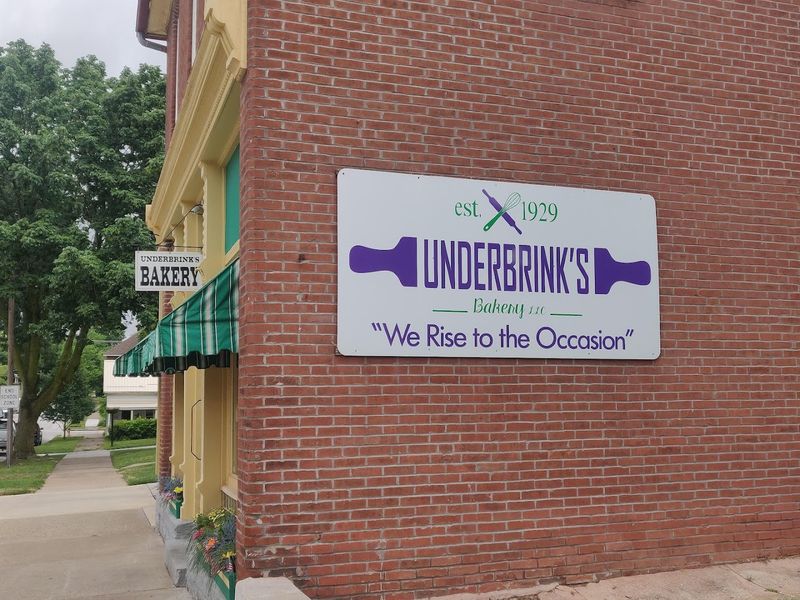 Underbrink's Bakery - Quincy
