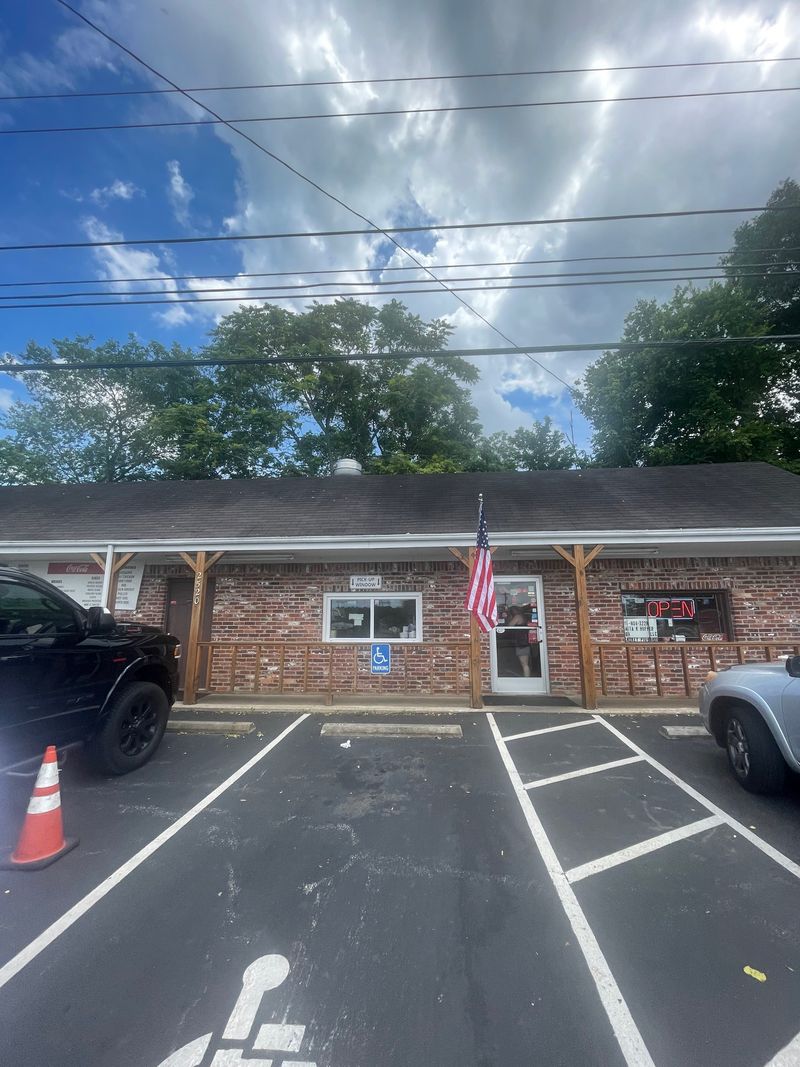 Blue Door Smokehouse - Lexington