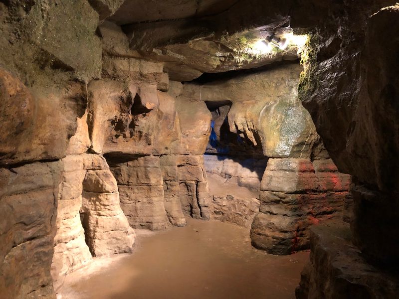 Olentangy Caverns, Delaware