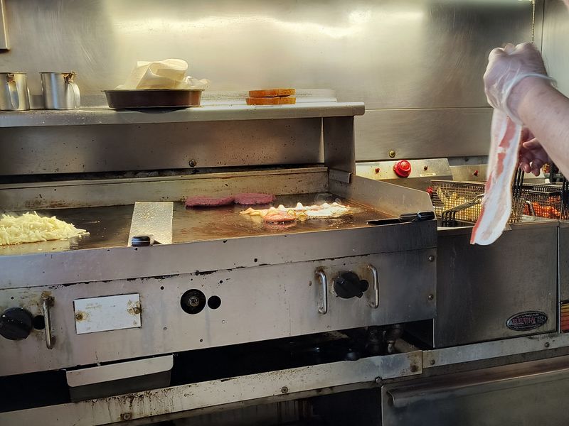 Respect The Six Booth Rhythm