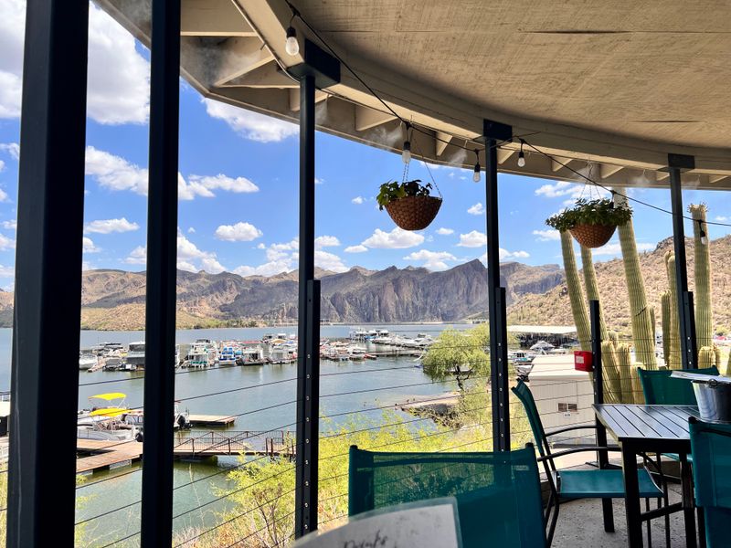 Saguaro Lake Grill, Mesa