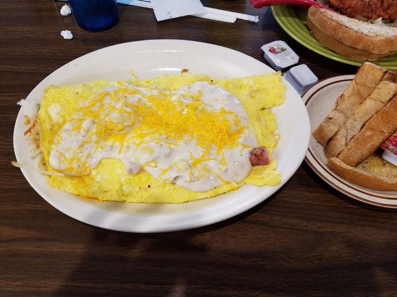Omelets And Skillets Built For Big Mornings