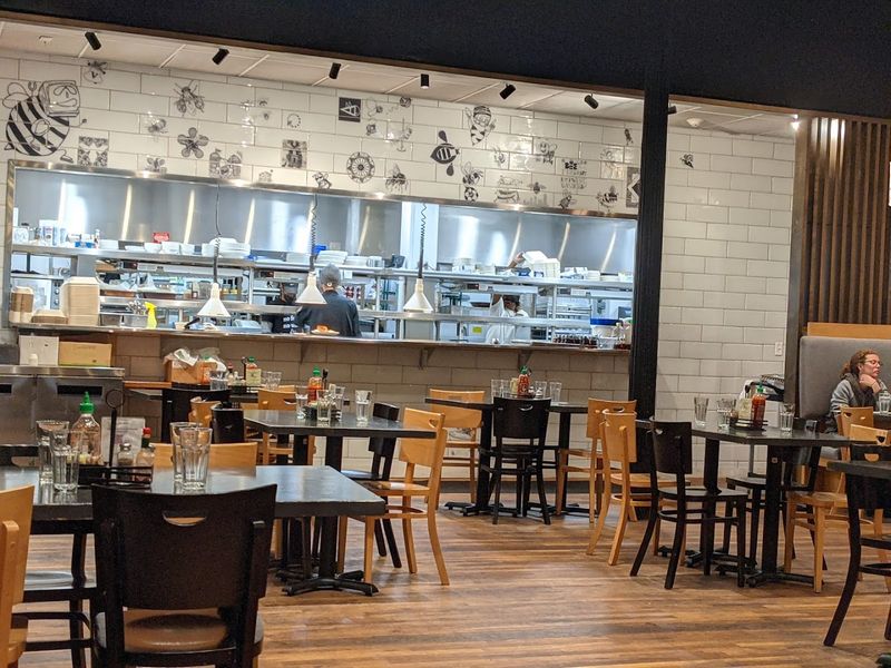 Sleepy Bee Cafe, Cincinnati