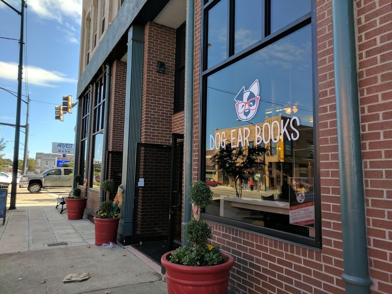 Dog Ear Books, Russellville
