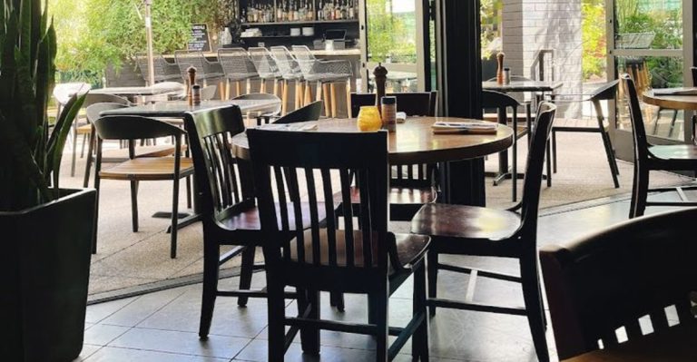 One Arizona Seafood Restaurant Everyone Should Have On Their 2026 List