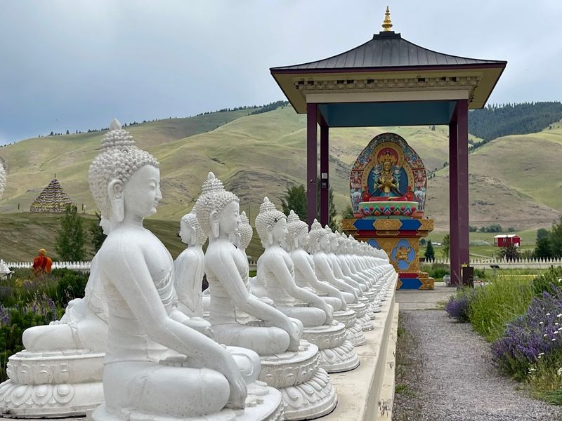 One Thousand Hand-Cast Buddhas And The Story Behind Them