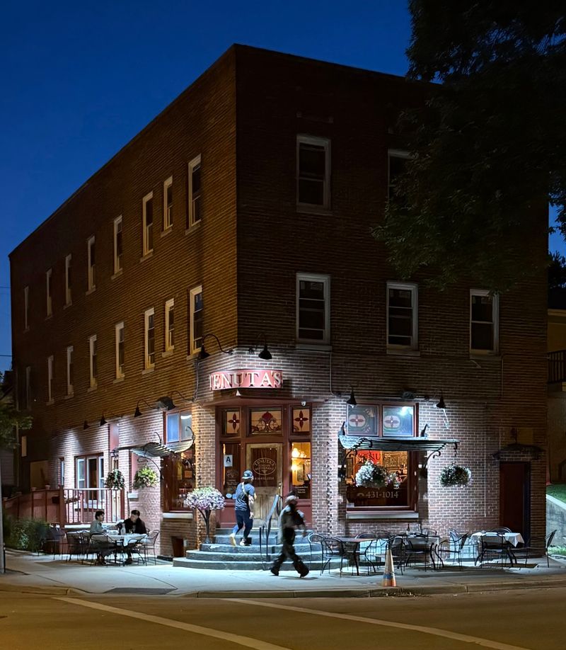 Tenuta's Italian Restaurant — Milwaukee, WI