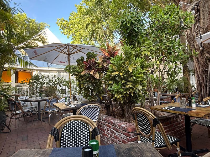 Onlywood Pizzeria Trattoria