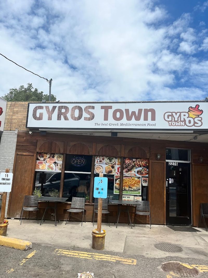 Gyros Town Restaurant