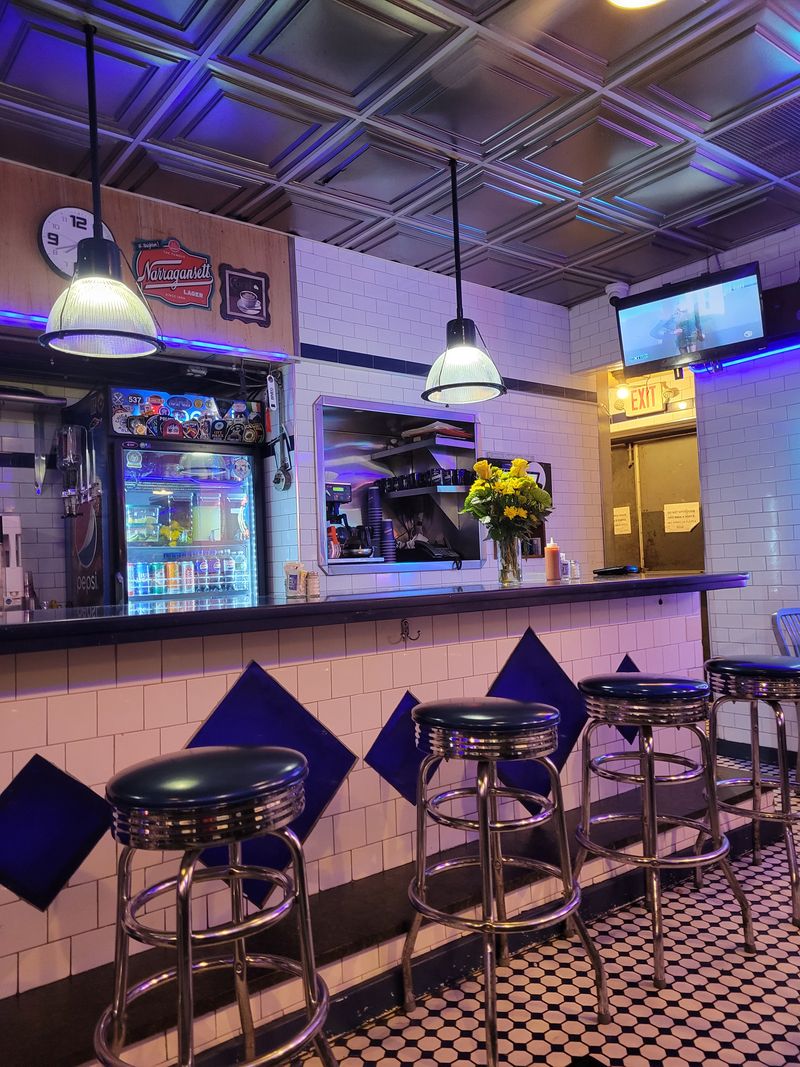 A Genuine Retro Diner Experience