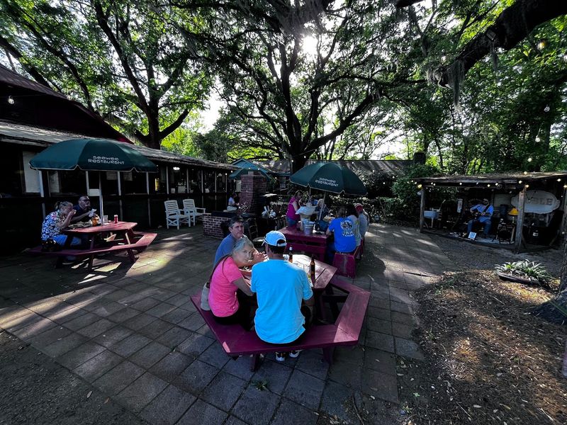 Live Music, Outdoor Seating, And Unique Features