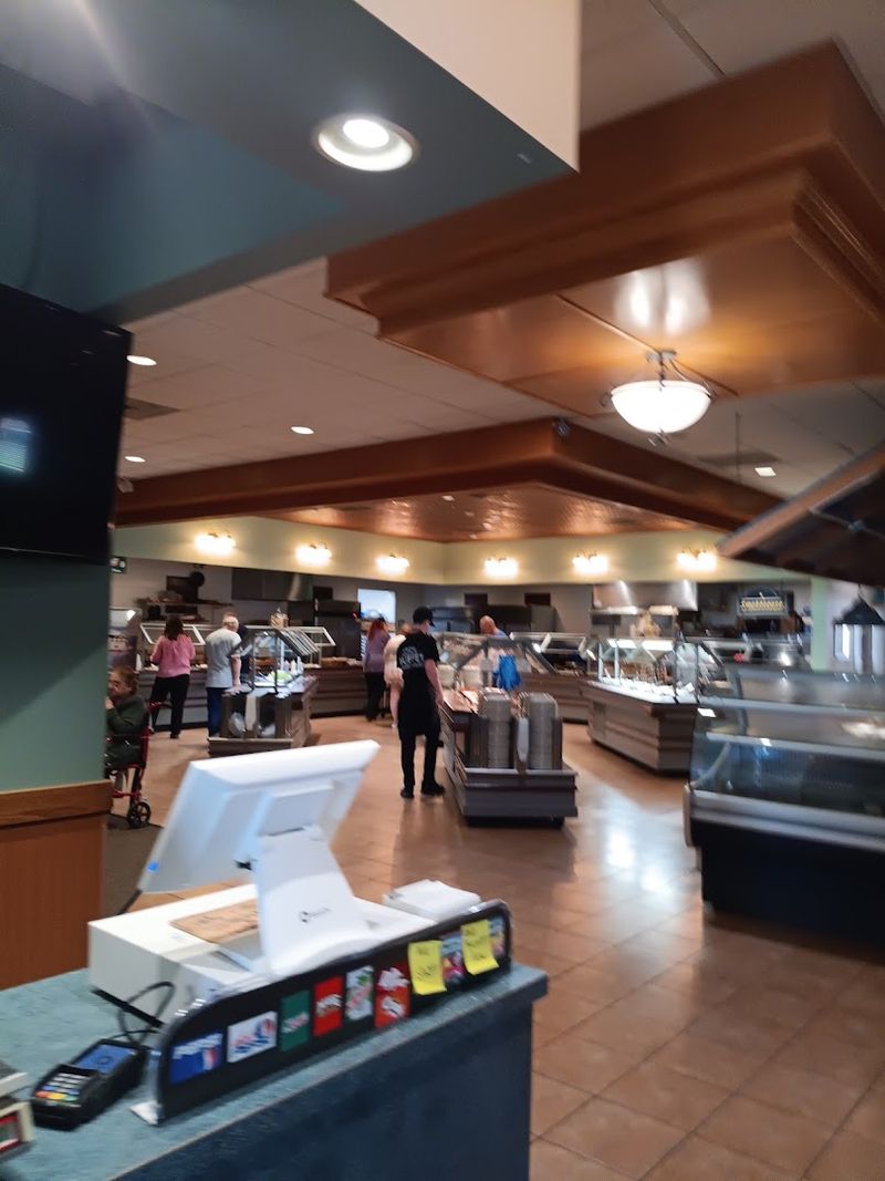 Operating Hours Give You Multiple Reasons To Visit Any Day Of The Week