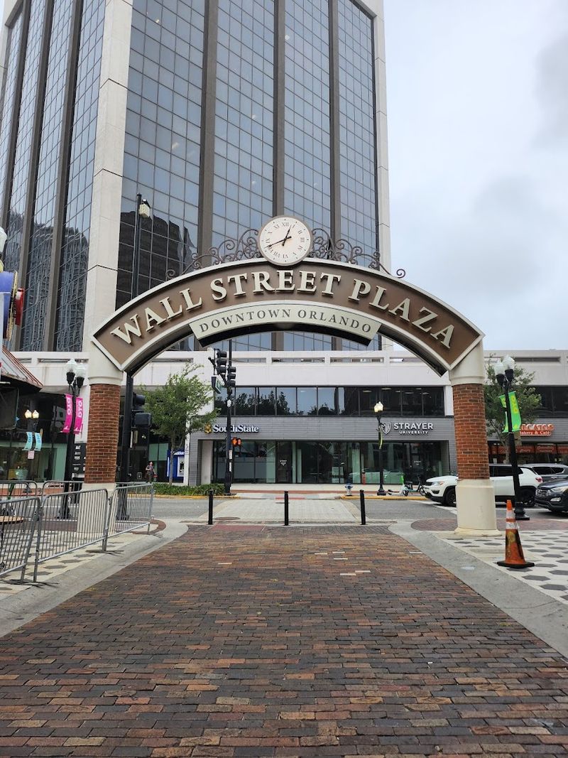 A Location That Puts Downtown Orlando Right At Your Feet