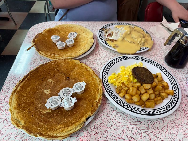 The Famous 16-Inch Pancake