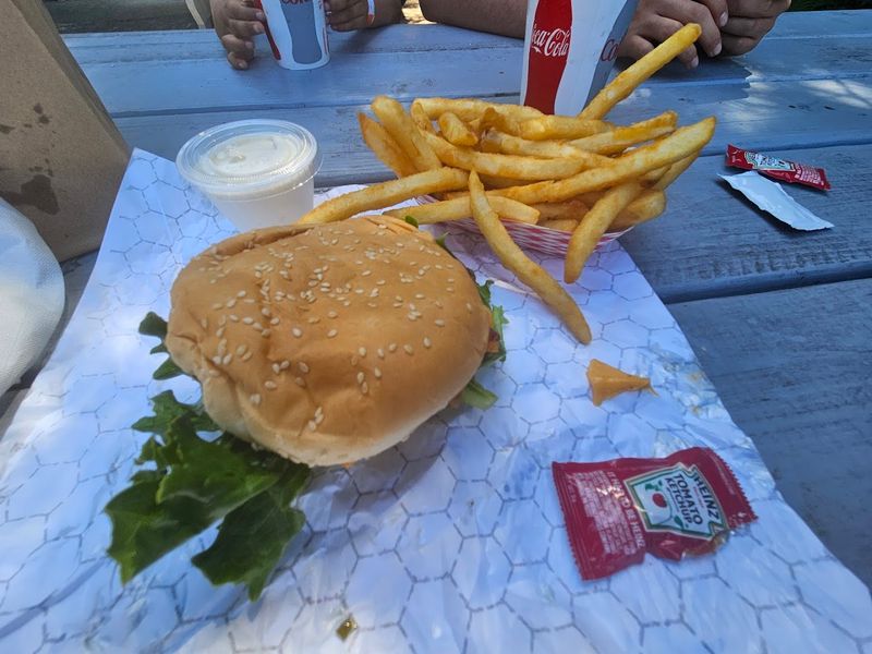 Why Zeke's Is Worth Every Mile Of The Drive