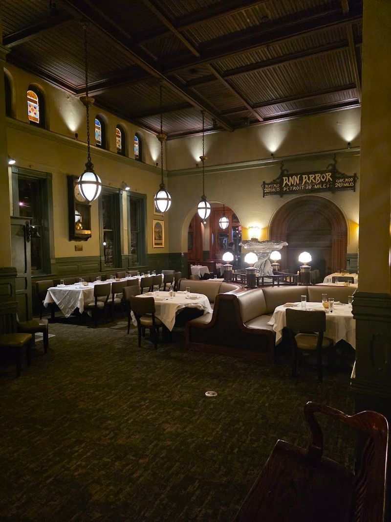 Time Your Reservation Like A Local