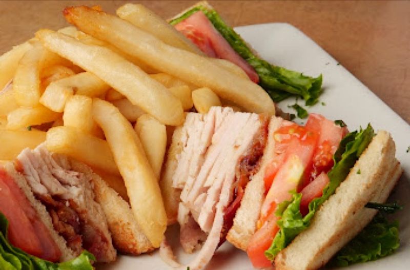 Lean Into Sandwich Craft