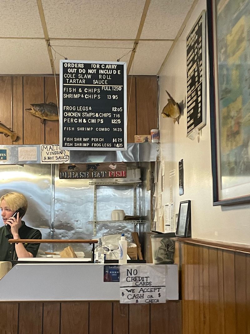 Respect The Cash Only Policy And Eat Stress Free