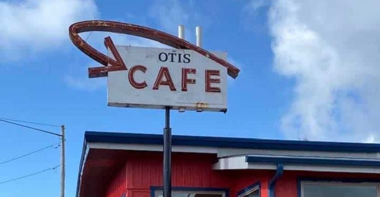 Oregon’s Marionberry Pancakes At This Cozy Café Are Unforgettable And Will Keep You Coming Back