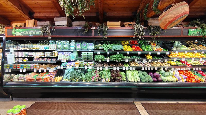 Organic Produce Sets The Scene