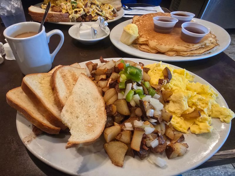 Tik Tok Restaurant – Division Street, Portland