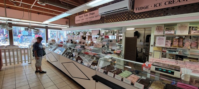 Ryba’s Fudge Shops, Mackinac Island
