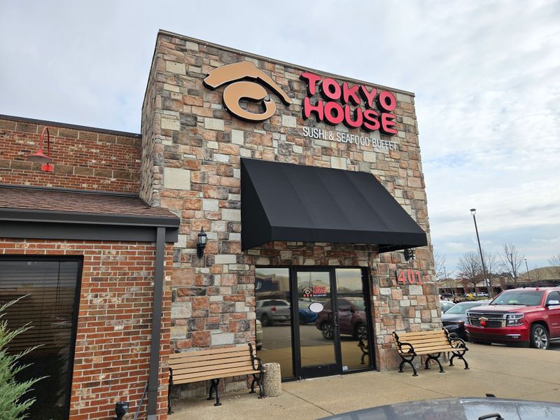 Tokyo House Sushi and Seafood Buffet — Rogers, AR