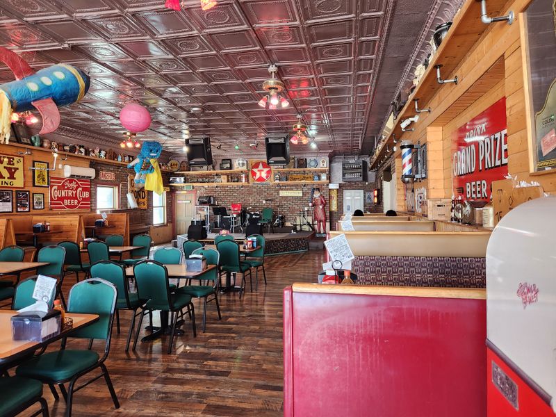 Sparky's Burgers & BBQ — Hatch