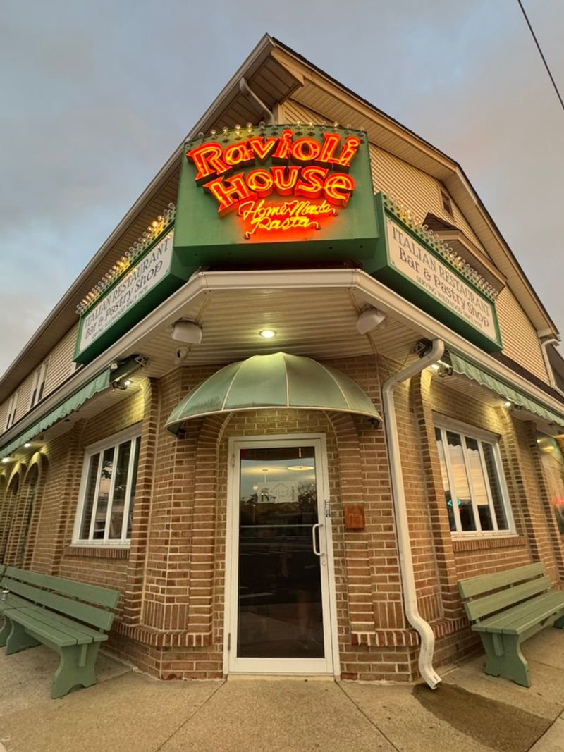 Ravioli House Pastry Shop, Wildwood