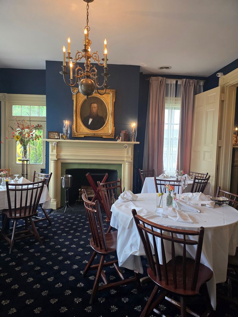 Tousey House Tavern, Burlington