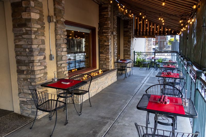 Outdoor Dining Done Right Outdoor Dining Done Right