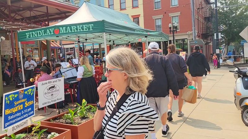 Outdoor Farm Stands And The Weekend Farmers Market Outdoor Farm Stands And The Weekend Farmers Market