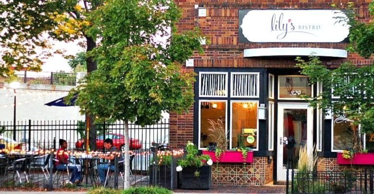 Outdoor Food Spots In Ohio That Make Spring Road Trips Tastier