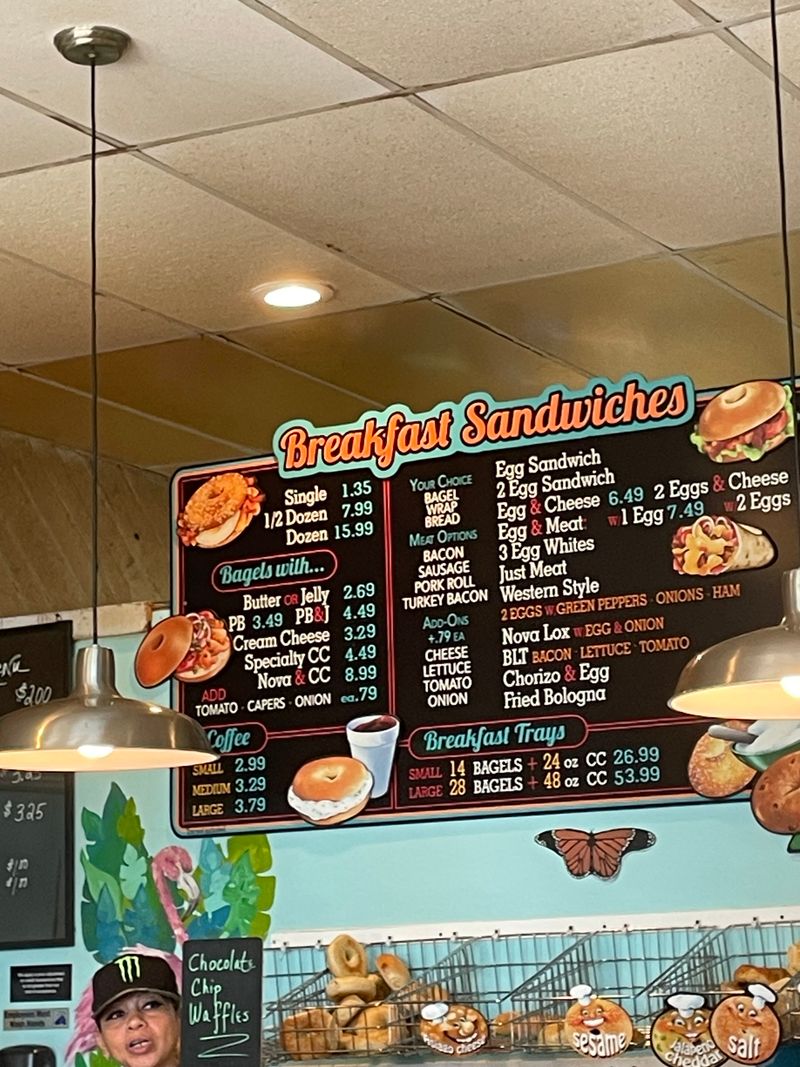 Marathon Bagel Co – Marathon