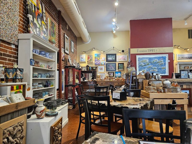 Root Cafe, Saugatuck