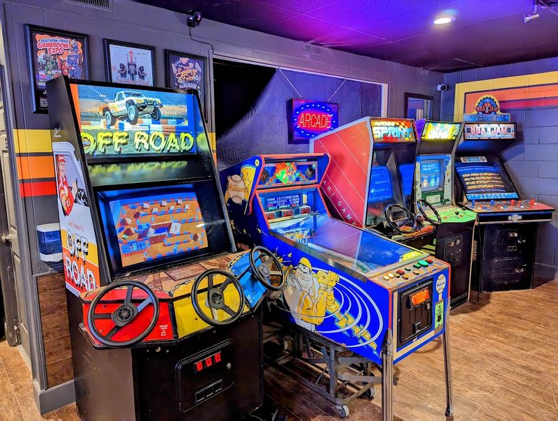 Over 100 Playable Vintage Machines