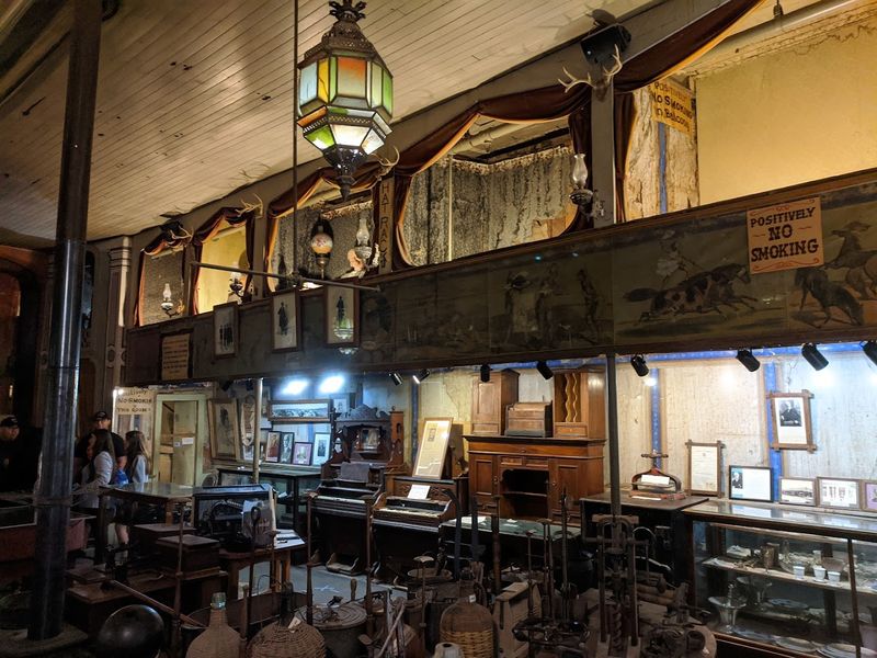 The Gambling Hall That Never Slept