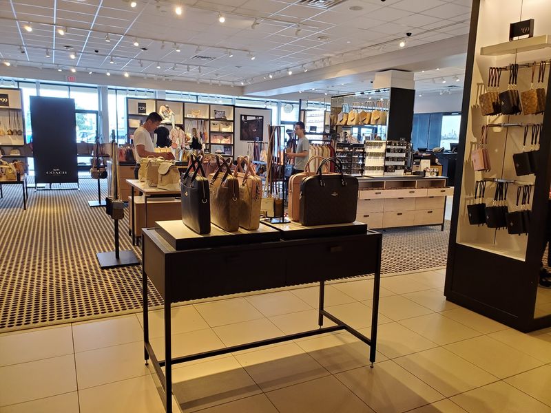Over 50 Stores Packed Into One Easy Loop Over 50 Stores Packed Into One Easy Loop