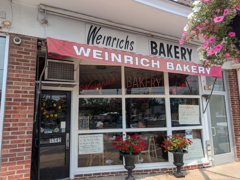 Located Right on West Chester Pike in Newtown Square