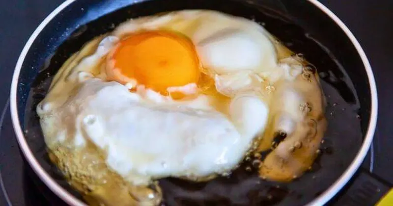 Fried Egg Oil Bath