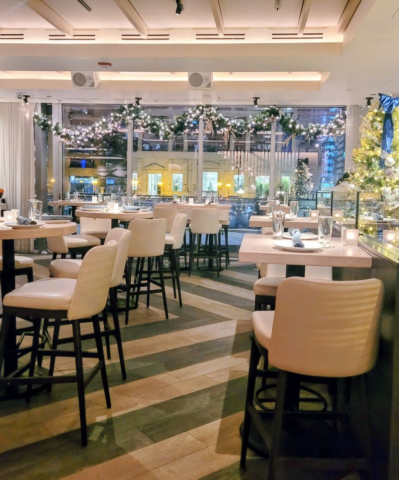 Design, Decor, And Ambiance