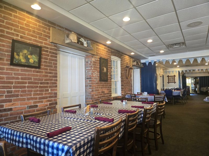 Ox Yoke Inn
